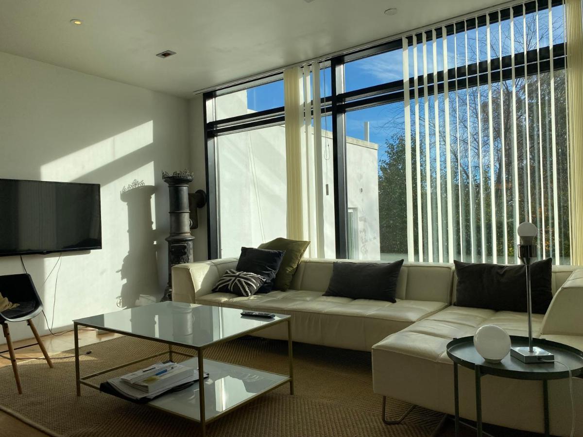 Exclusive 2 Level Etage Next To Arlanda-City Metro Stockholm Eksteriør billede