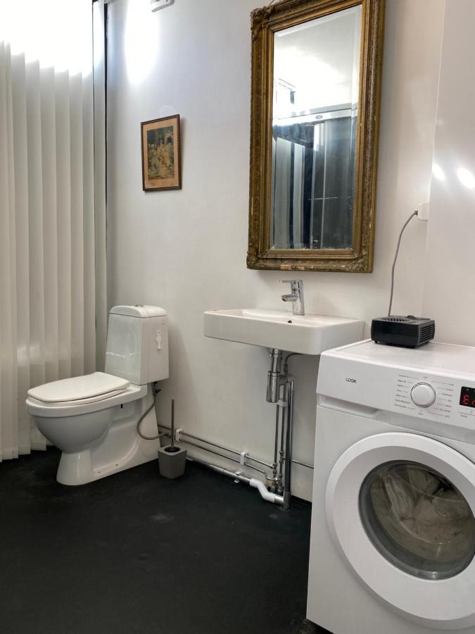 Exclusive 2 Level Etage Next To Arlanda-City Metro Stockholm Eksteriør billede