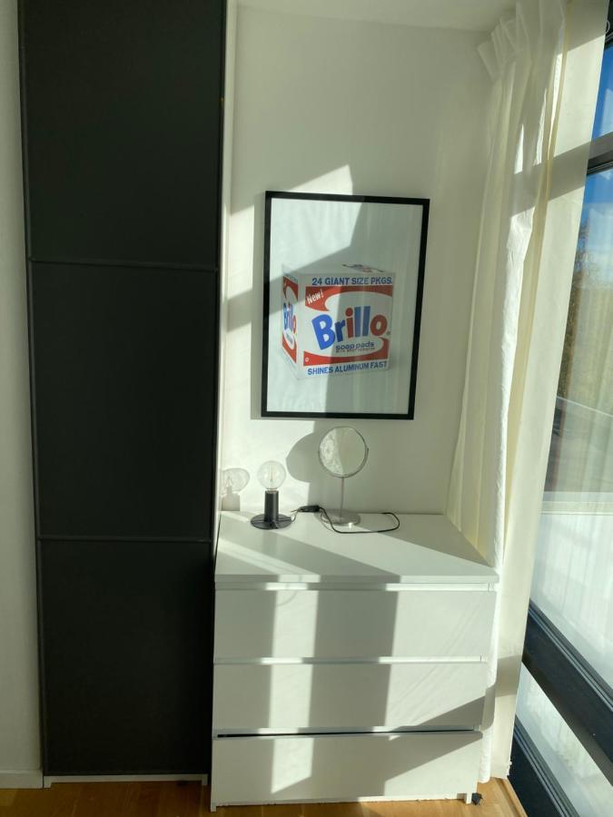 Exclusive 2 Level Etage Next To Arlanda-City Metro Stockholm Eksteriør billede